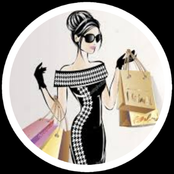 Like to be notified when I go live 💜 - Picture 1 of 7